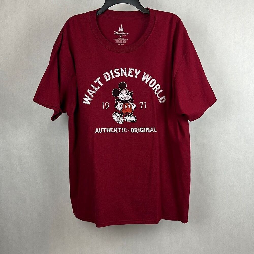 Walt Disney World Parks T-shirt Size XL Mickey Mouse Classic Maroon Burgundy